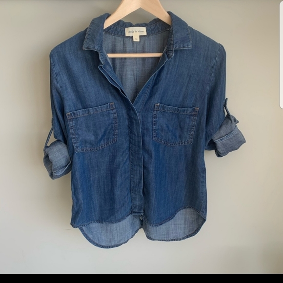 Anthropologie Cloth & Stone Chambray Button Down - Picture 2 of 4